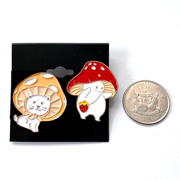 New 2 Cute Mushroom Colorful Decorative Pins - Picture 2 of 8